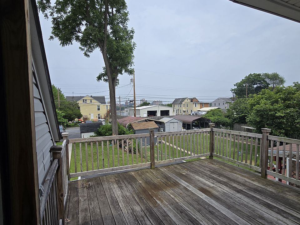 View of Deck (View 2)