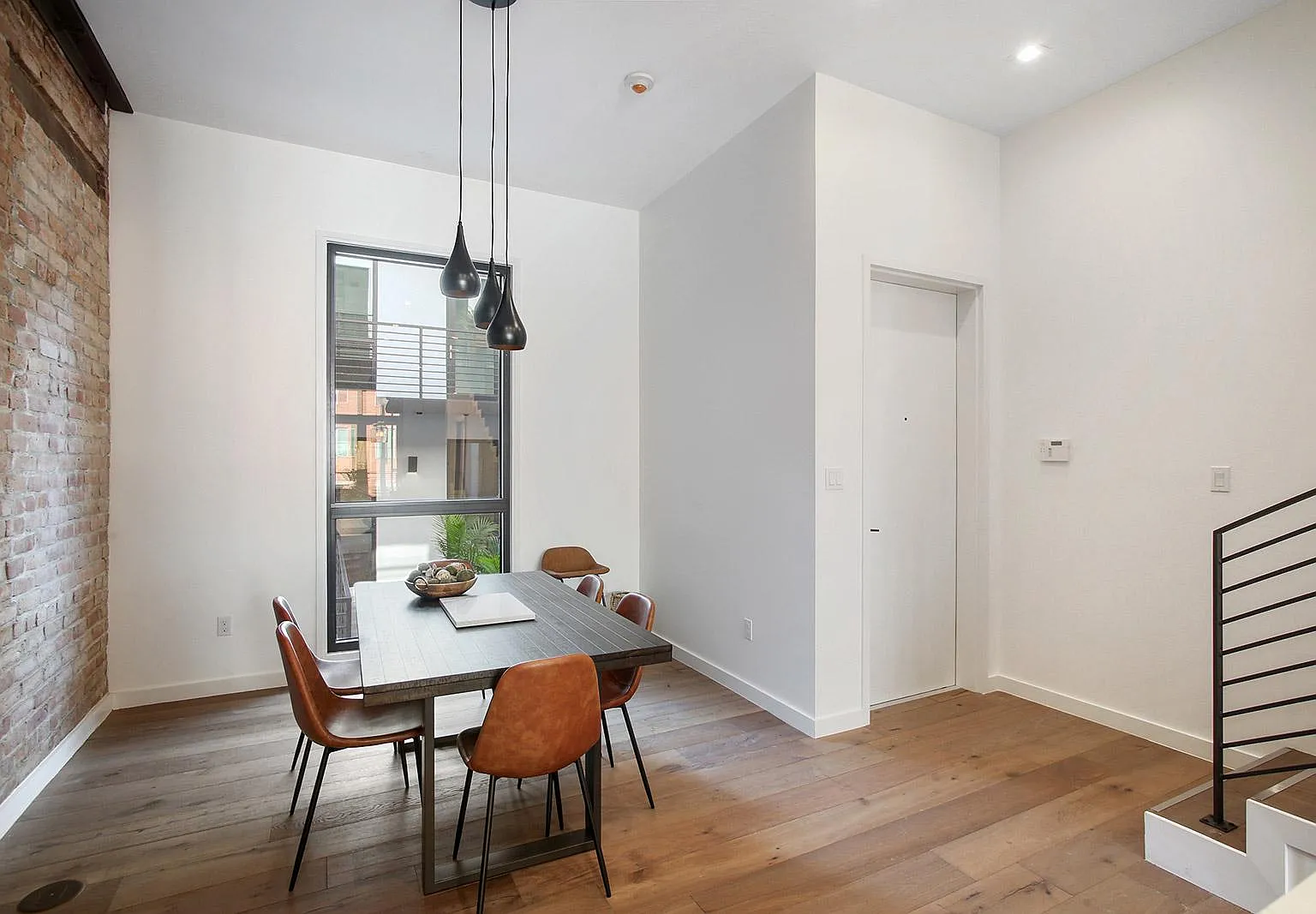 618 N Rampart St — Photo 4