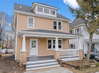 19 Bank St, Walden, NY 12586