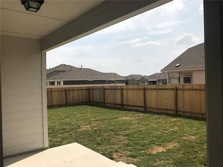 21700 Urraca Ln — Photo 27