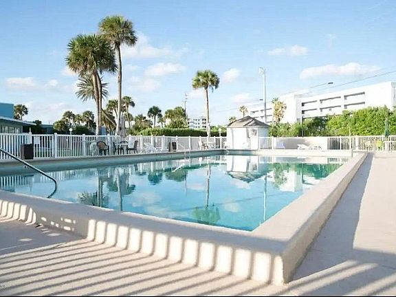 2nd image of 55 Sea Park Blvd APT 511