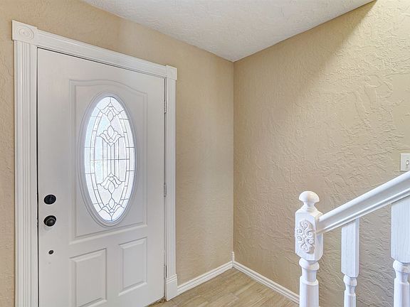 5th image of 6707 NW Westmont Cir