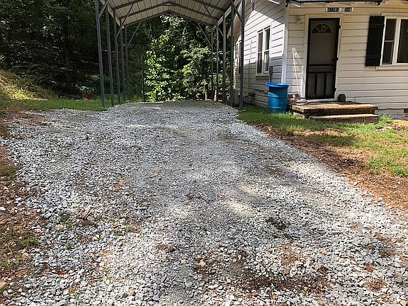 3rd image of 32383 S 596th Rd