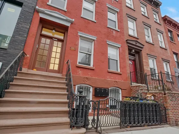 264 Berry Street image 10 of 10