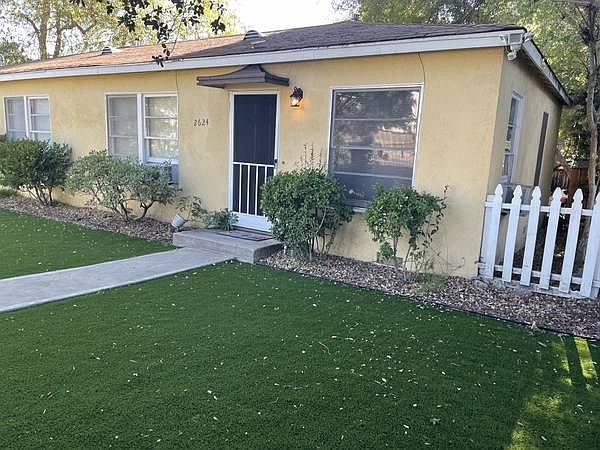 1st image of 2624 Montrose Ave