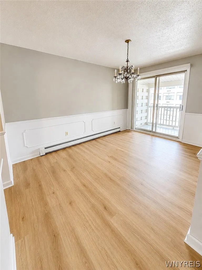 2 bed, 1.5 bath, 955 sqft, $1,450 — Photo 3