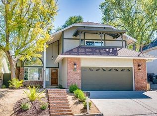 25084 Vermont Dr, Santa Clarita, CA 91321