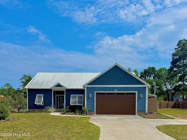 266 Ennett Lane, Sneads Ferry, NC 28460