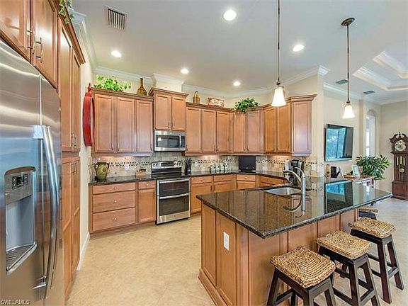 4th image of 9397 Isla Bella Cir