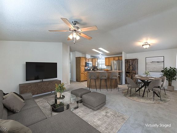 4th image of 581 Montecito Dr