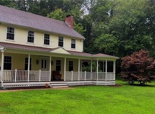 809 Tourtellot Hill Rd, Glocester, RI 02857