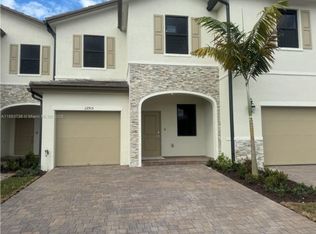 12915 SW 231st Ter, Miami, FL 33170