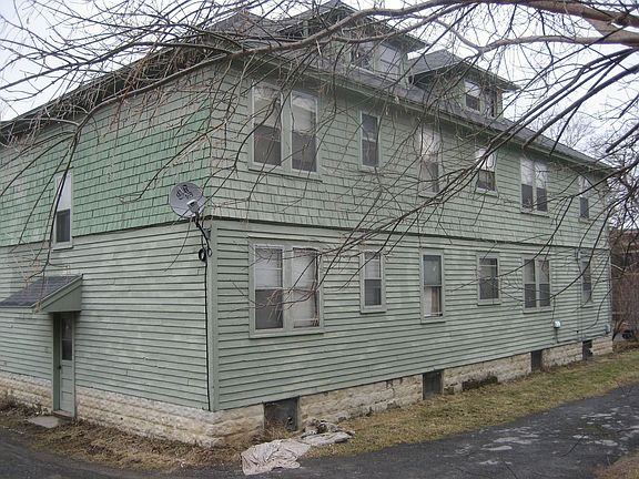 4th image of 205 Lamson St