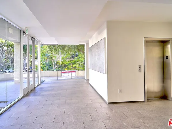 9005 Cynthia St APT 413, West Hollywood, CA 90069