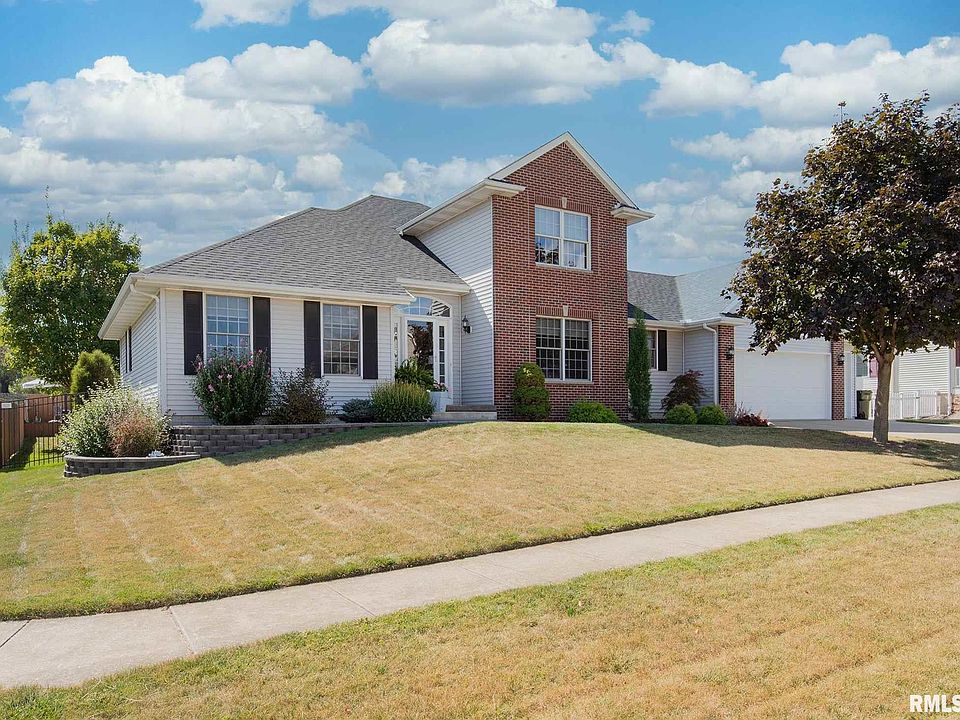 1st image of 810 Stone Church Ln