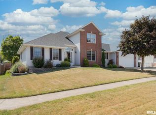 810 Stone Church Ln, Geneseo, IL 61254