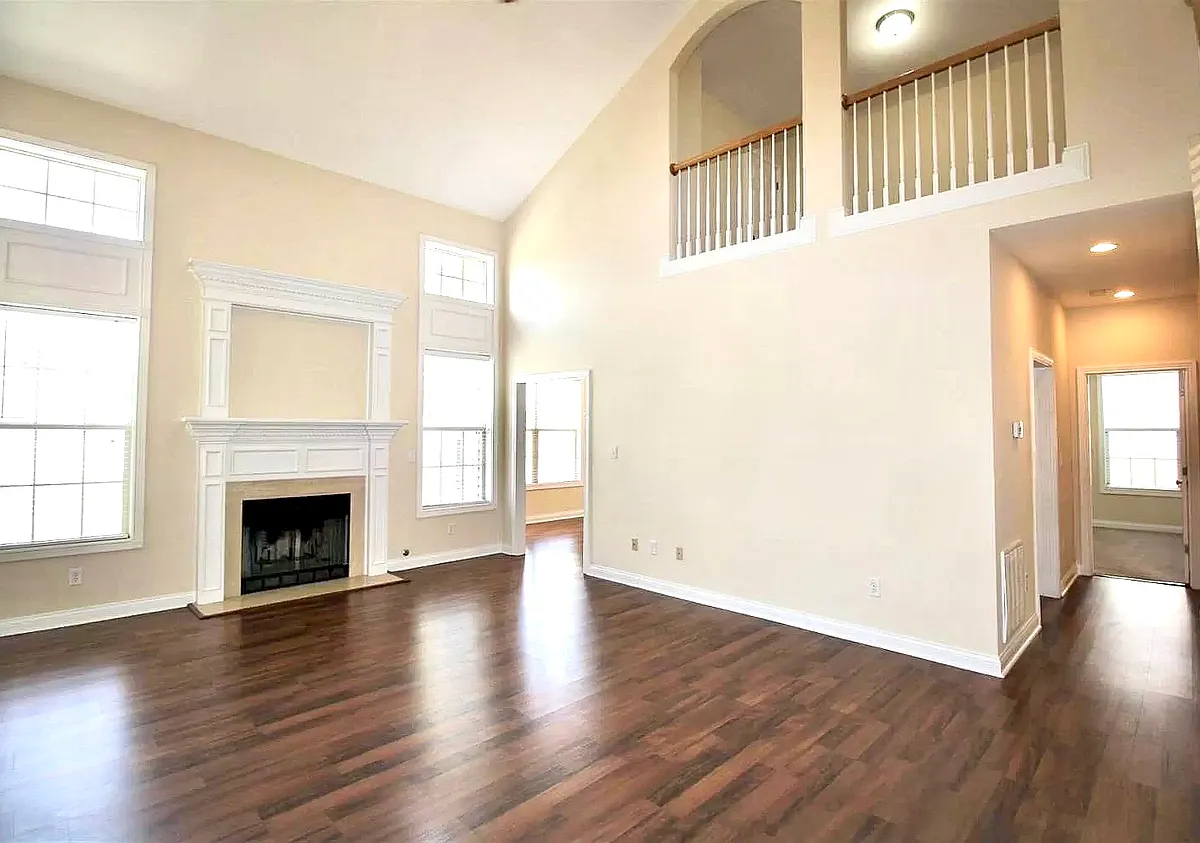 Building Photo - 4761 Windstar Way
