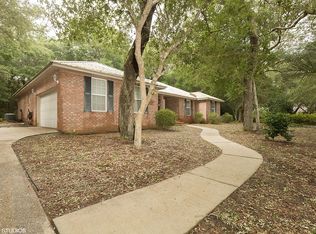 9734 Bayou Rd N, Lillian, AL 36549