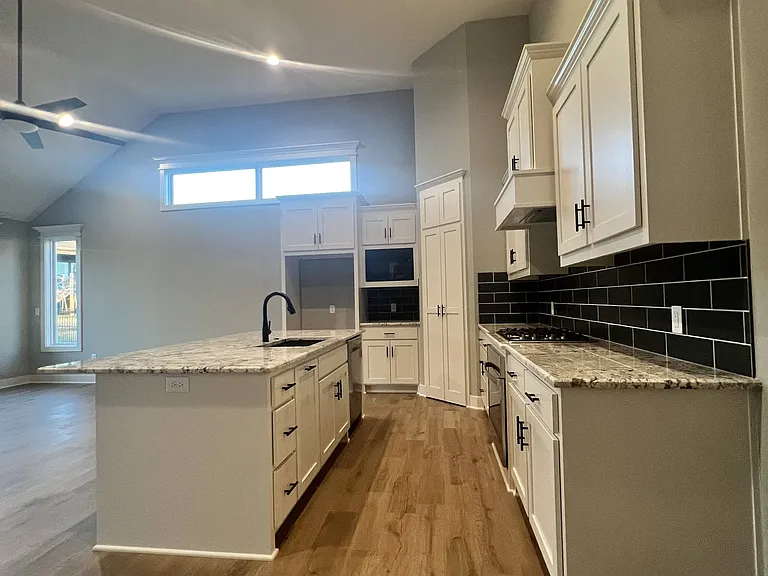 25484 W 114th Ct — Photo 7