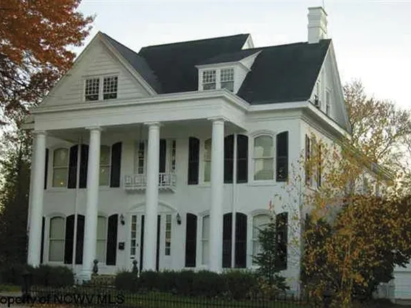 217 E Main St, Shinnston, WV 26301