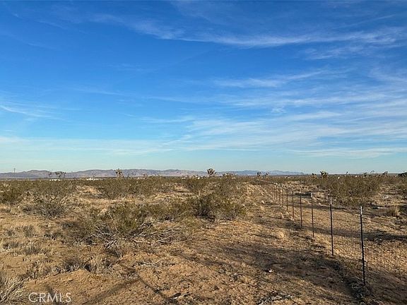 4th image of 59775 Bearing Tree Rd
