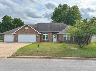 2203 Timbecrest Drive, Neosho, MO 64850