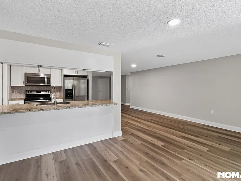 4846 Dogwood St — Photo 12