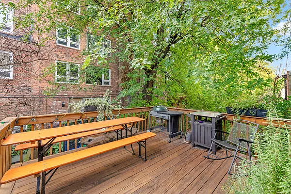 Sold by Keller Williams NYC | media 10