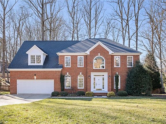 2nd image of 3107 Lodge Dr