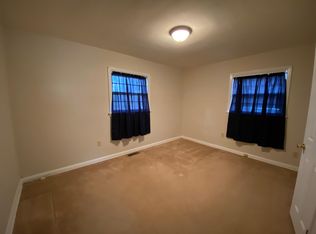 13 Gay Dr, Newport News, VA 23606