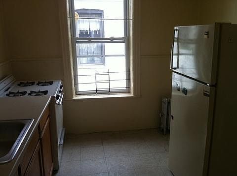 5th image of 1413 Lincoln Pl