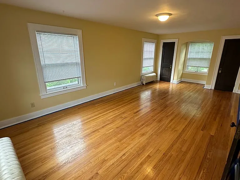 3410 James St — Photo 30