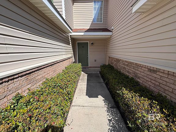 2nd image of 1517 Regency Rd Unit 131