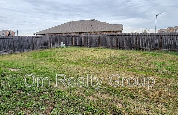 5th image of 5622 Tindarey Bluff Trl