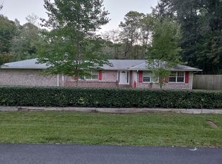 168 Crest Dr, Cochran, GA 31014