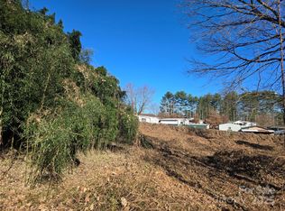 73 Trailing Vine Ln, East Flat Rock, NC 28726