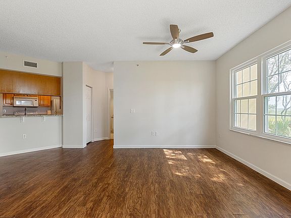 4th image of 1080 Bella Vista Blvd #13208