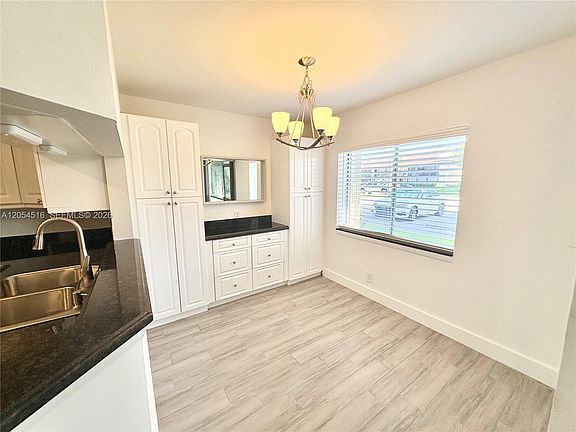 3rd image of 6508 Chasewood Dr APT A