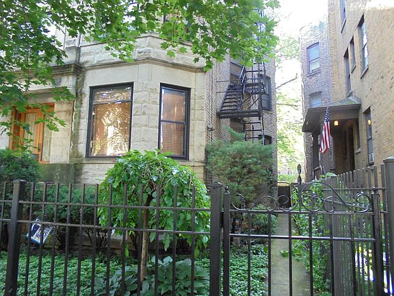 3rd image of 5339 N Winthrop Ave APT 2R