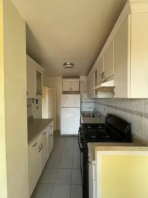 1st image of 464 Neptune Ave #D22
