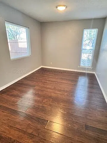 2 bed, $1,100 — Photo 4