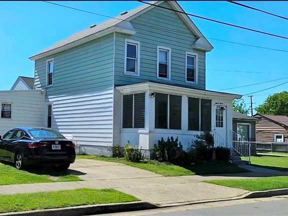 2nd image of 1115 Oaklawn Ave