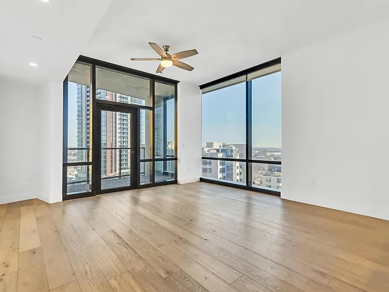 70 Rainey St #1607 — Photo 4