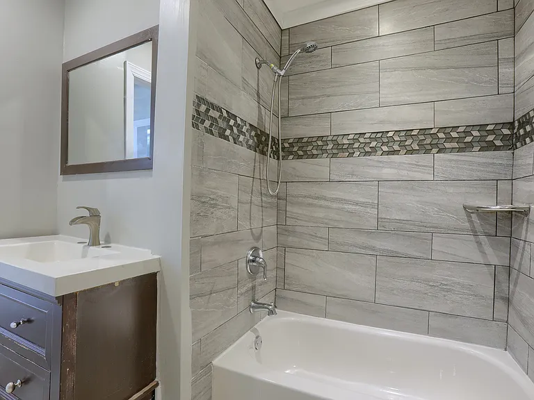 22395 Columbus Ave — Photo 16