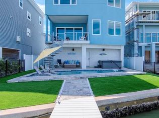 13249 Boca Ciega Ave, Madeira Beach, FL 33708