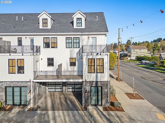 2nd image of 508 NE 56th Ave