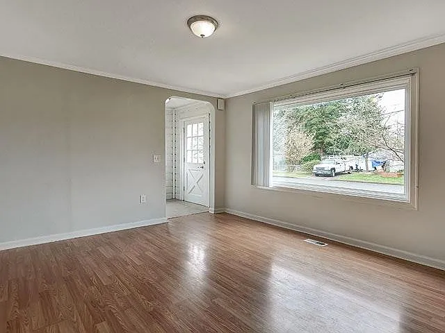 4609 NE 74th Ave — Photo 4