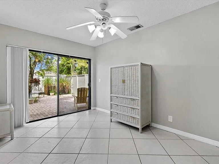 12875 Spinnaker Ln — Photo 14