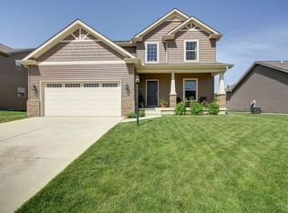 1411 Stonecrest Dr, Mahomet, IL 61853