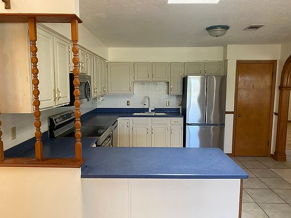 3rd image of 1671 Anorada Blvd